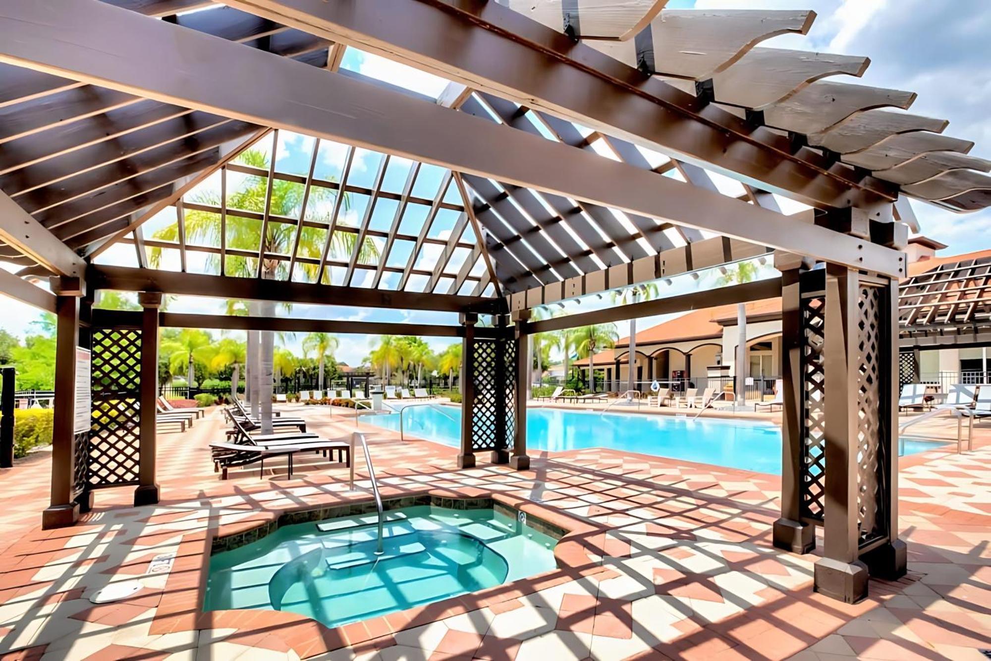 Family Resort - 6Br Mansion - Private Pool, Home Theater, Bbq And More คิสซิมมี ภายนอก รูปภาพ